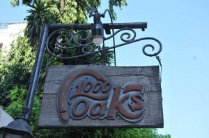 1000 oaks pub pune