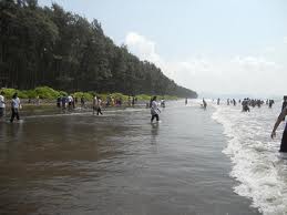 Akshi beach