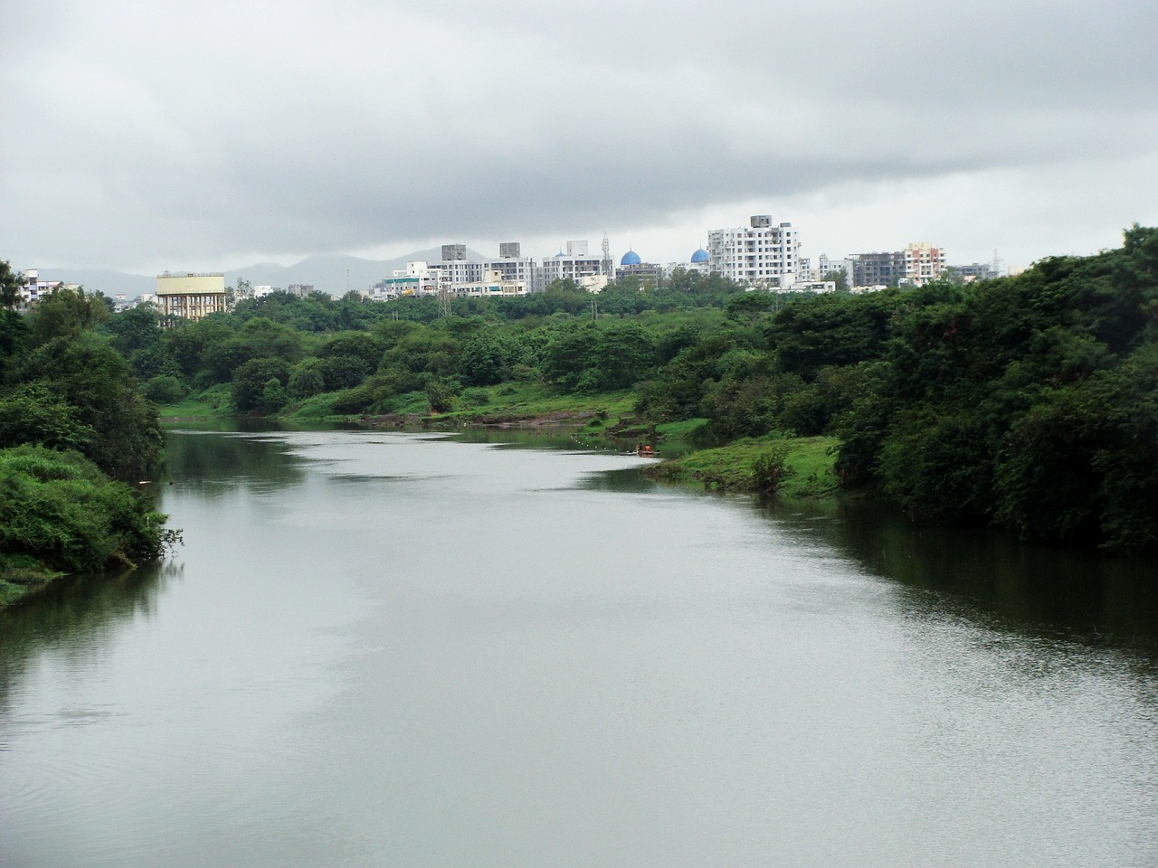 Beautiful Lakes and Rivers near Pune