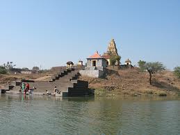 Historical places near pune-Tulapur